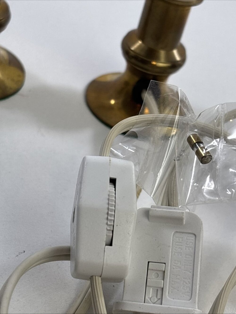 TWO Electric Window Candle LampsBrass Base Christmas Hanukkah Toggle Switch - Picture 3 of 3